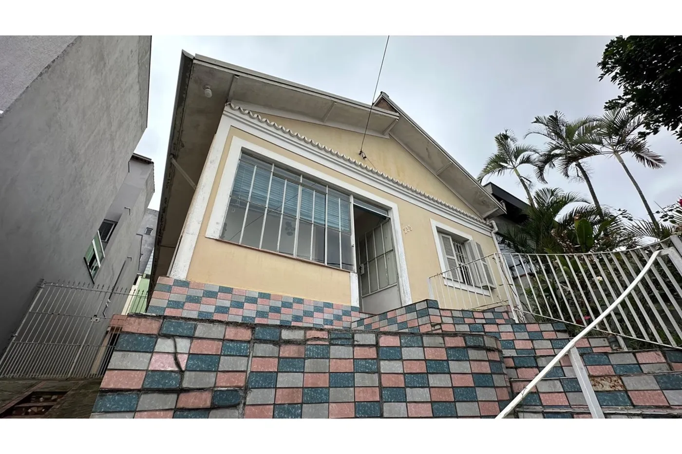 VCM 235 Casa 630821018-86 - REMAX Exclusive Exclusividades