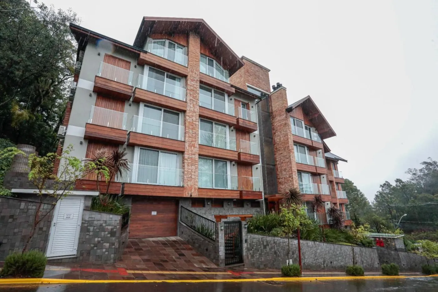 Residencial Alpes da Montanha Apto 403A - Joal Teitelbaum Dações