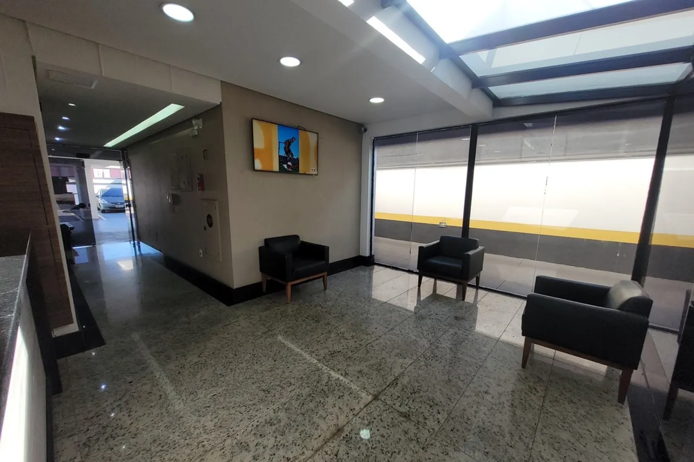CVAP 271 Sala 601081007-141 - REMAX Lepex Exclusividades — foto 2