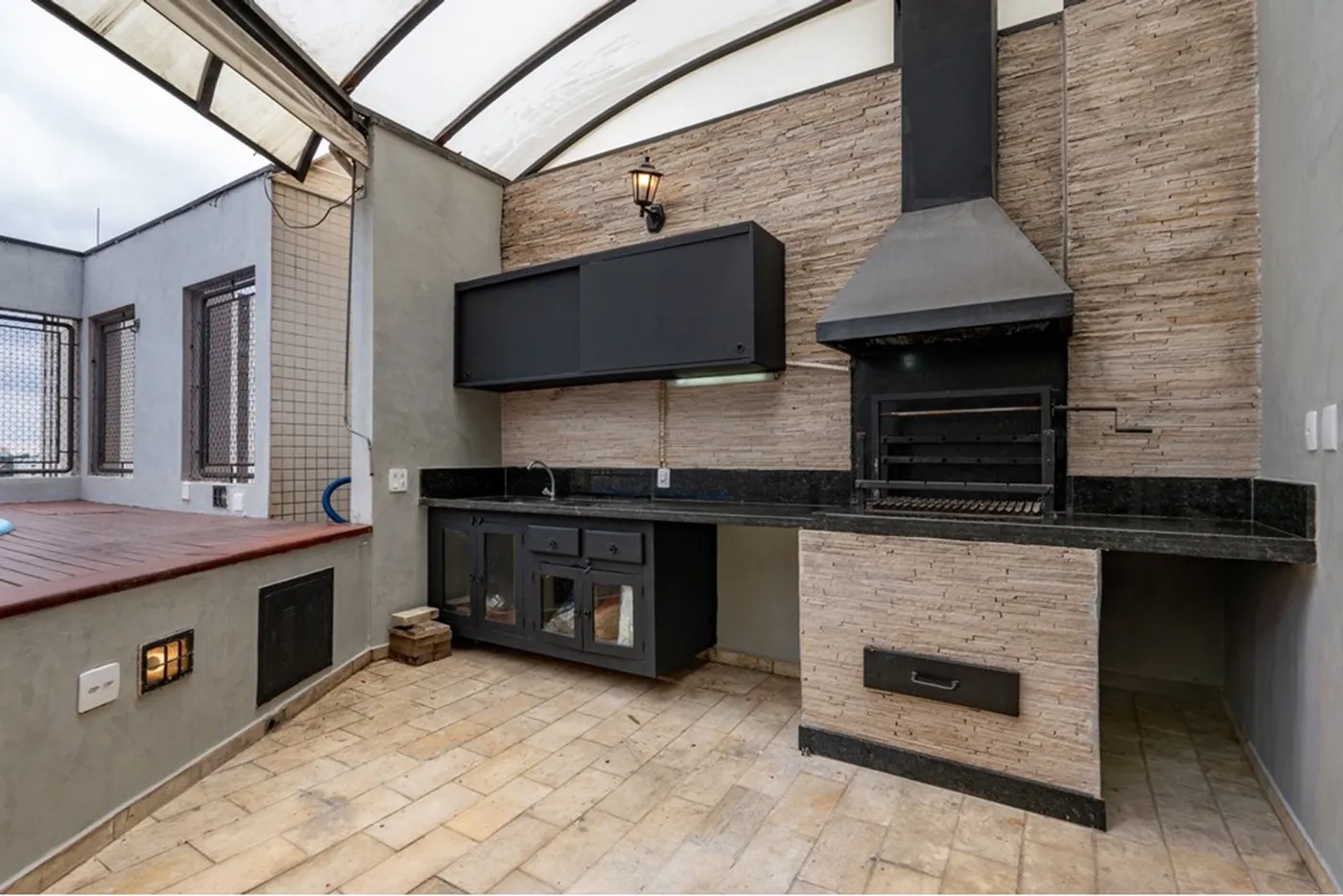 VCODJ 582 Apto 601241033-123 - REMAX Ville Exclusividades — foto 2