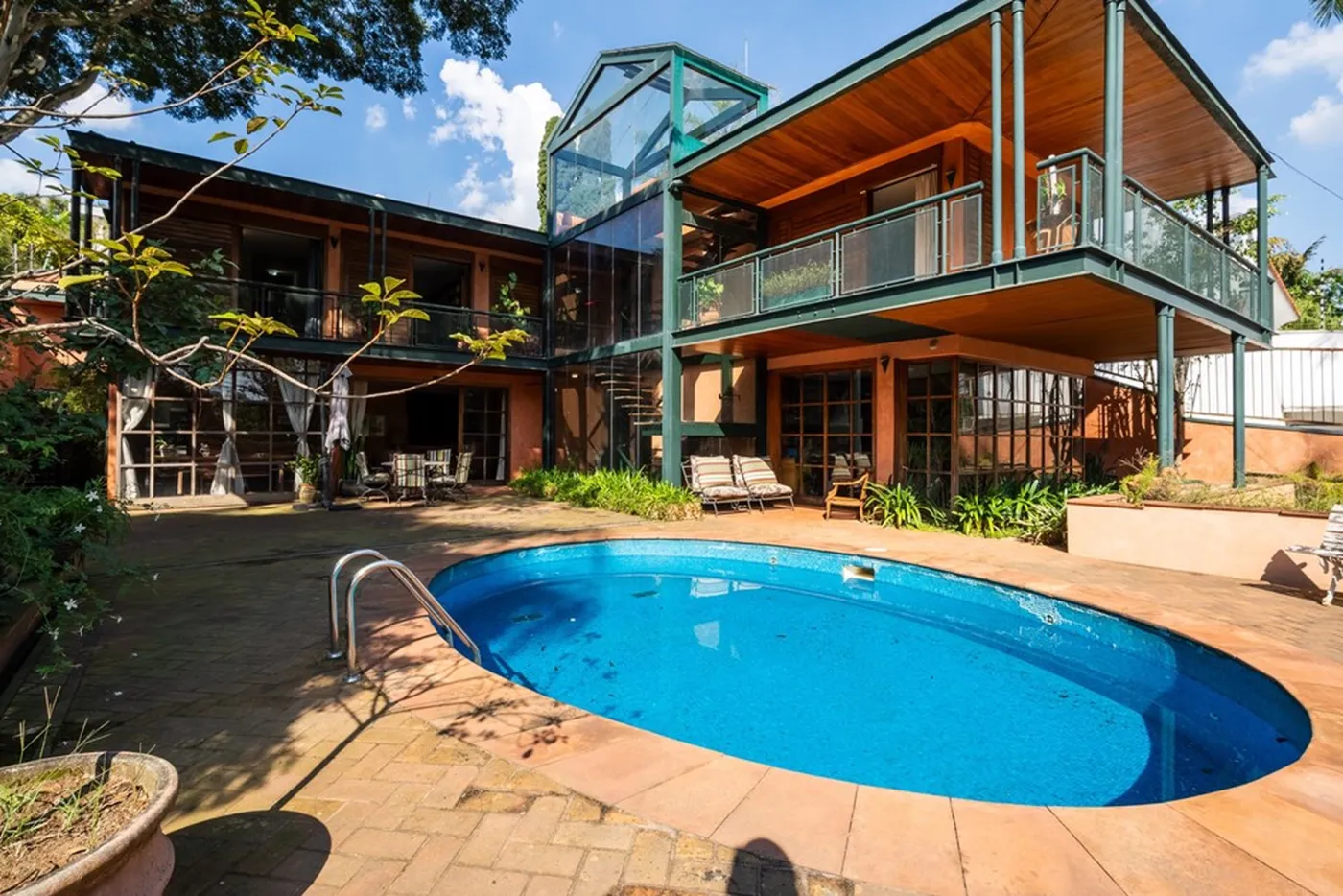 JGBDP 335 Casa 601971101-21 - REMAX Empire Exclusividades