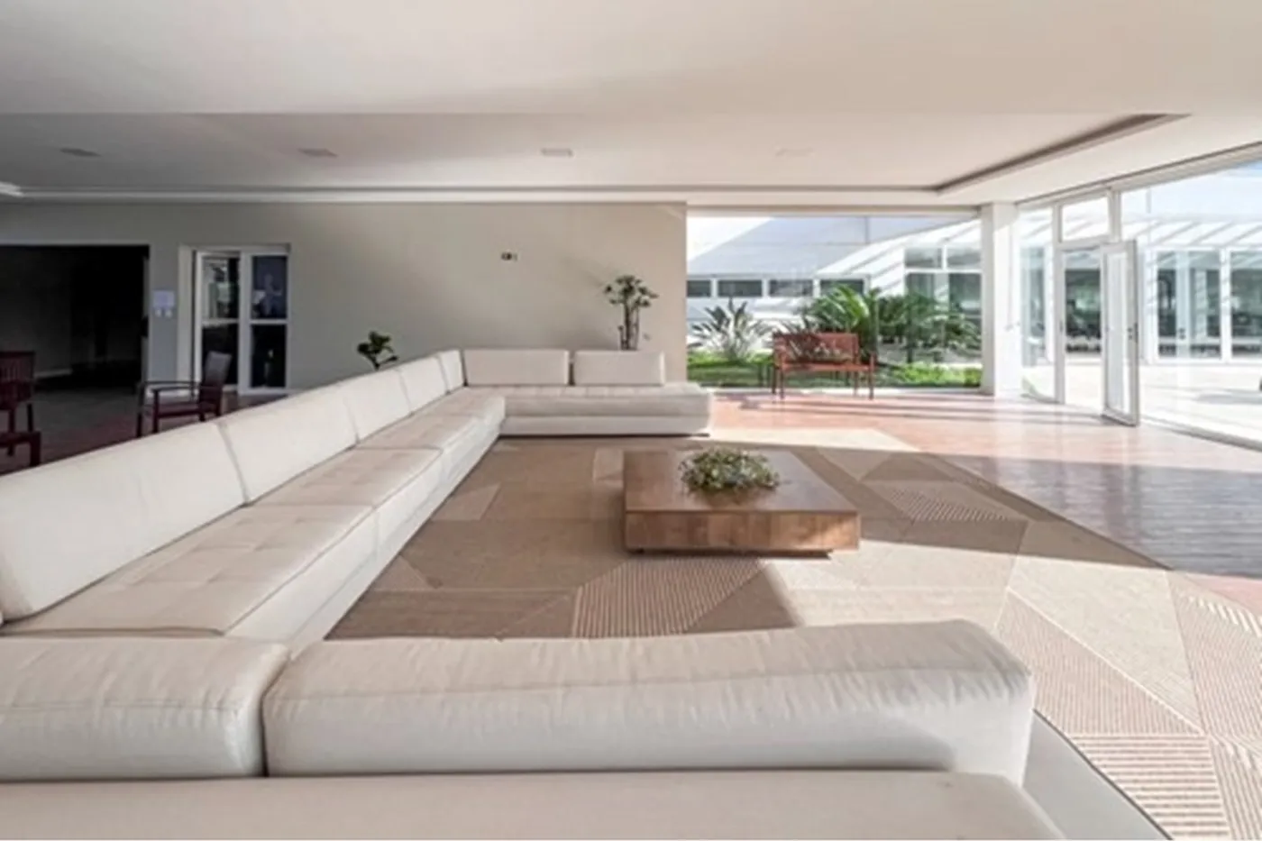 SFADSA 1850 Casa 610241012-248 - REMAX 520 Exclusividades — foto 2