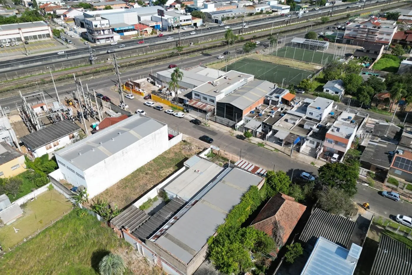 FPI 93 Pavilhão 610241042-6 - REMAX 520 Exclusividades — foto 2
