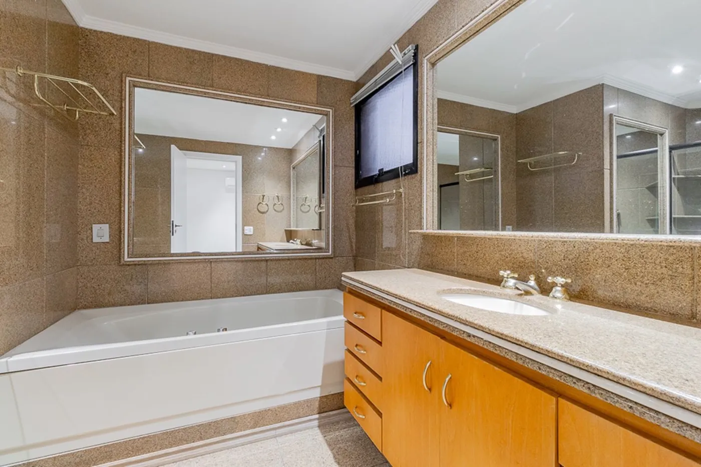 PMG 285 Apto 601081007-139 - REMAX Lepex Exclusividades — foto 3