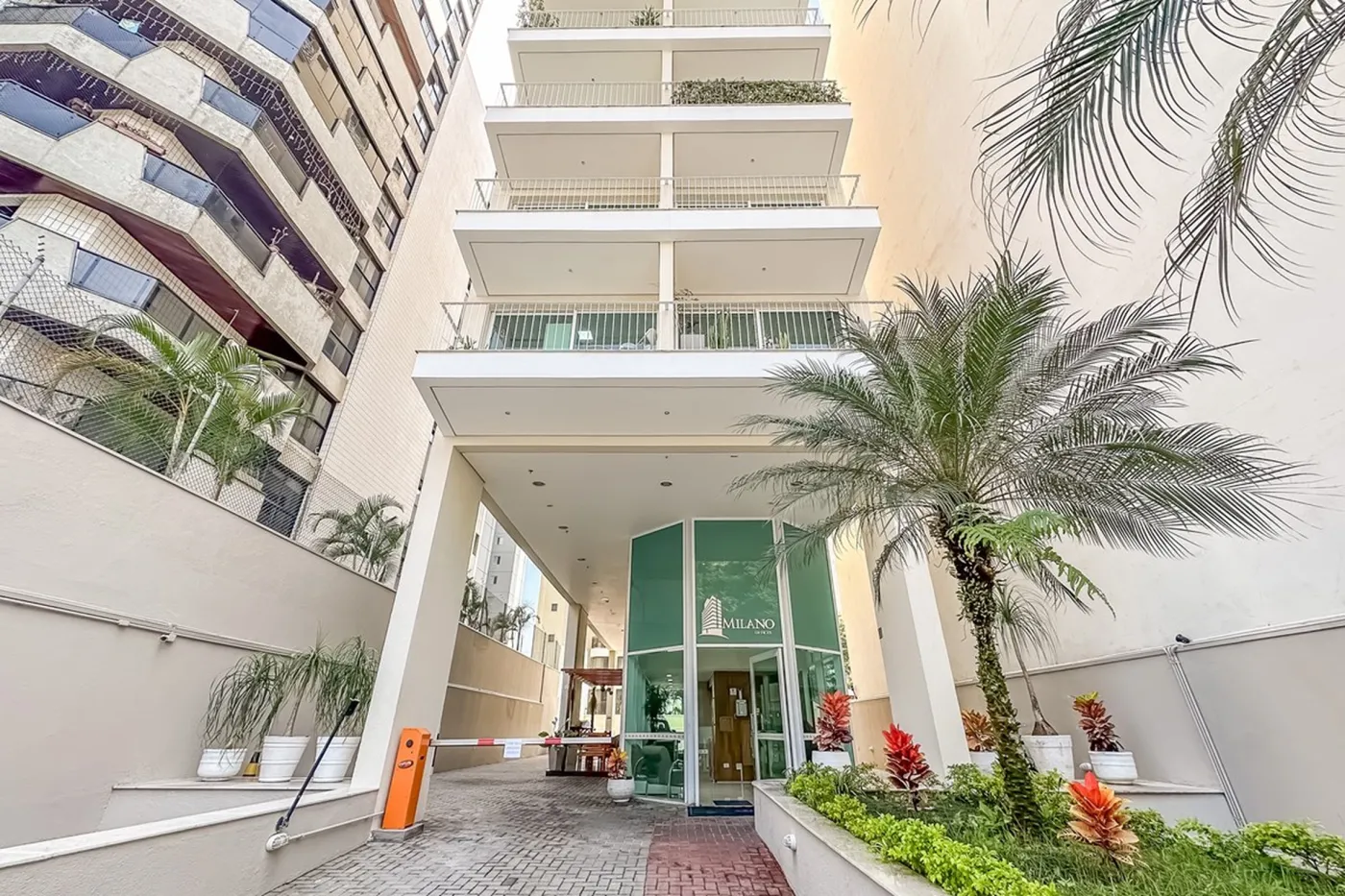 PA 756 Sala 601241033-124 - REMAX Ville Exclusividades