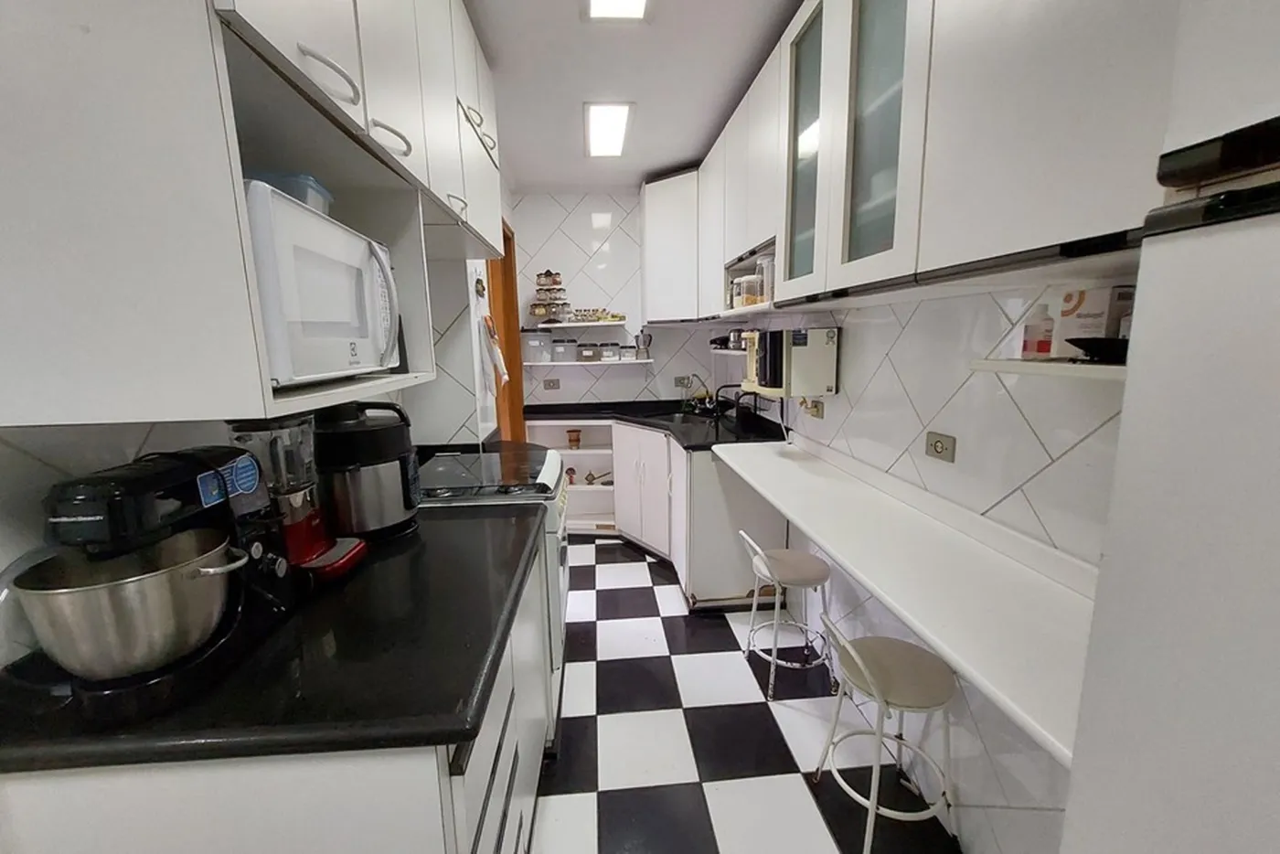 VCSM 856 Apto 602221003-78 - REMAX Galeria Exclusividades — foto 2