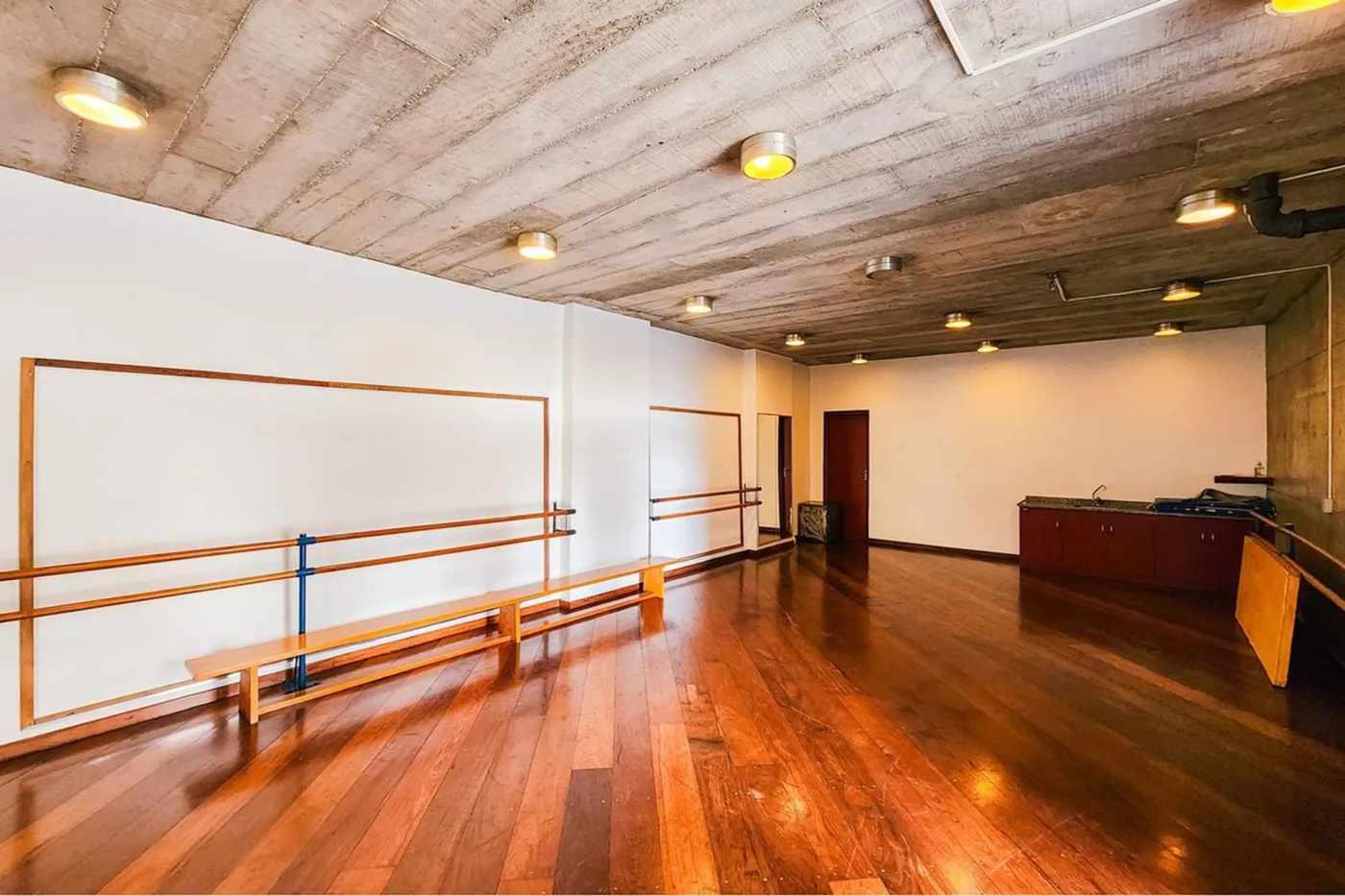 JAFG 125 Apto 602071001-344 - REMAX Lepex Exclusividades — foto 2