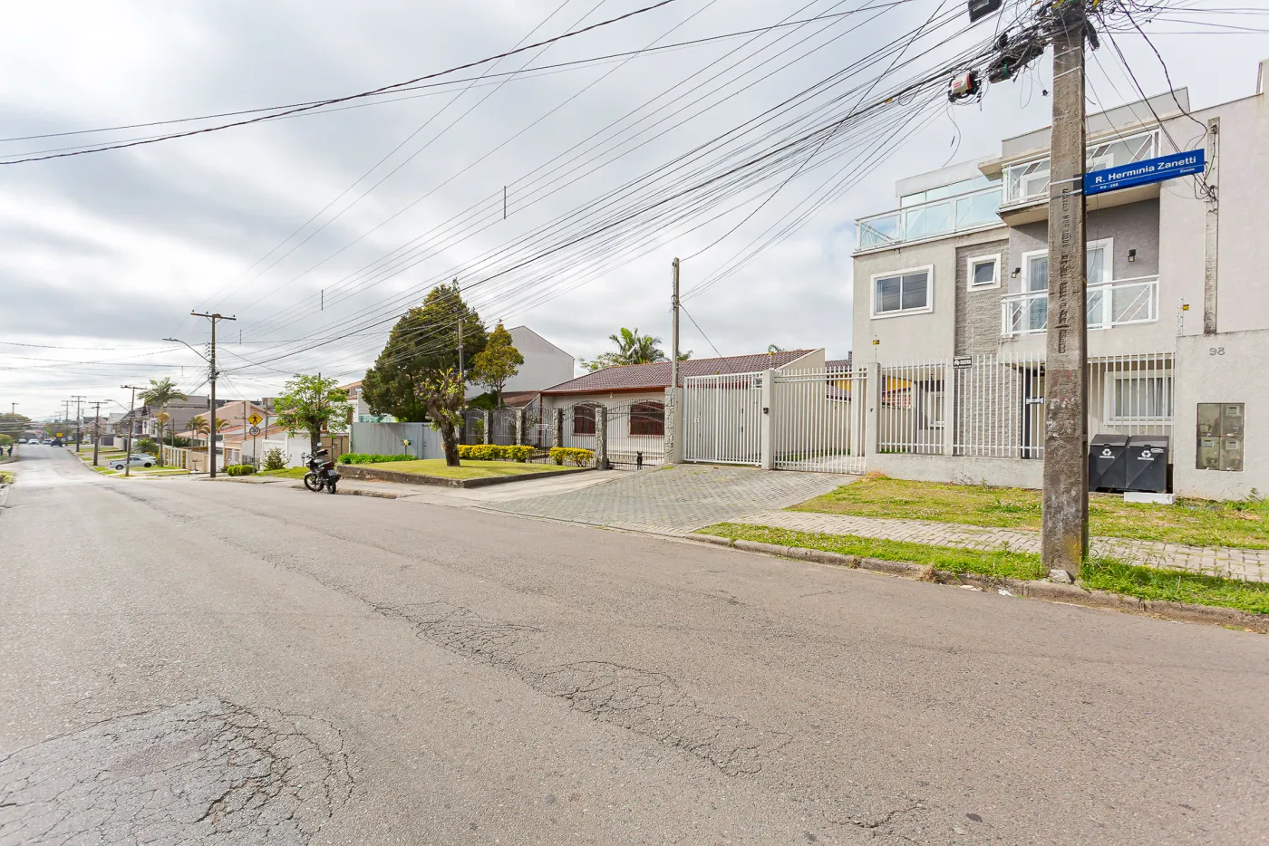 Condomínio Vista da Serra Casa 02 - Reus Construtora Dações — foto 4
