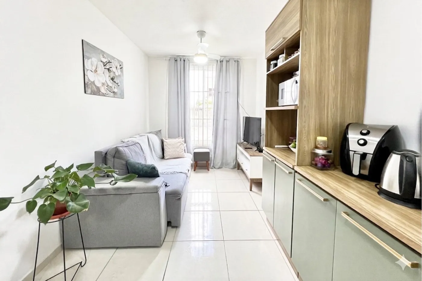 FDJB 1852 Apto 610241030-80 - REMAX 520 Exclusividades