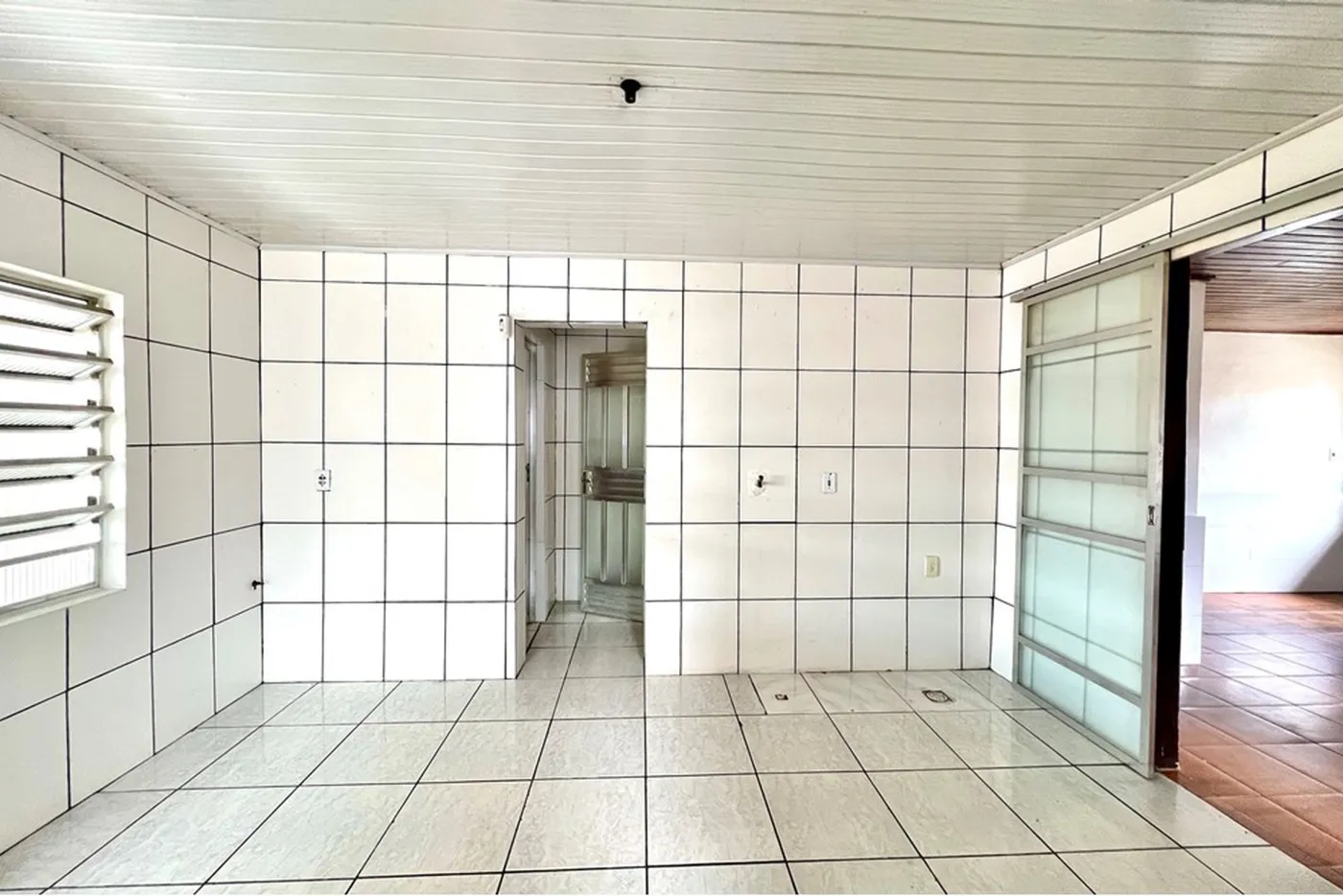 VAC 130 610241001-128 - REMAX 520 Exclusividades — foto 2