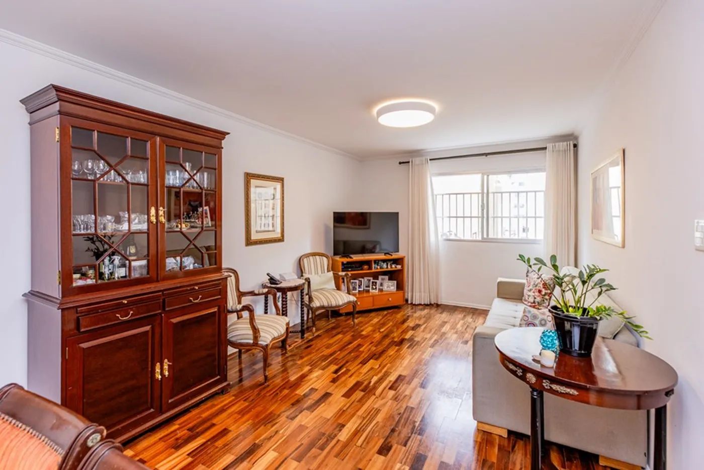 IBT 542 Apto 601241007-116 - REMAX Ville Exclusividades