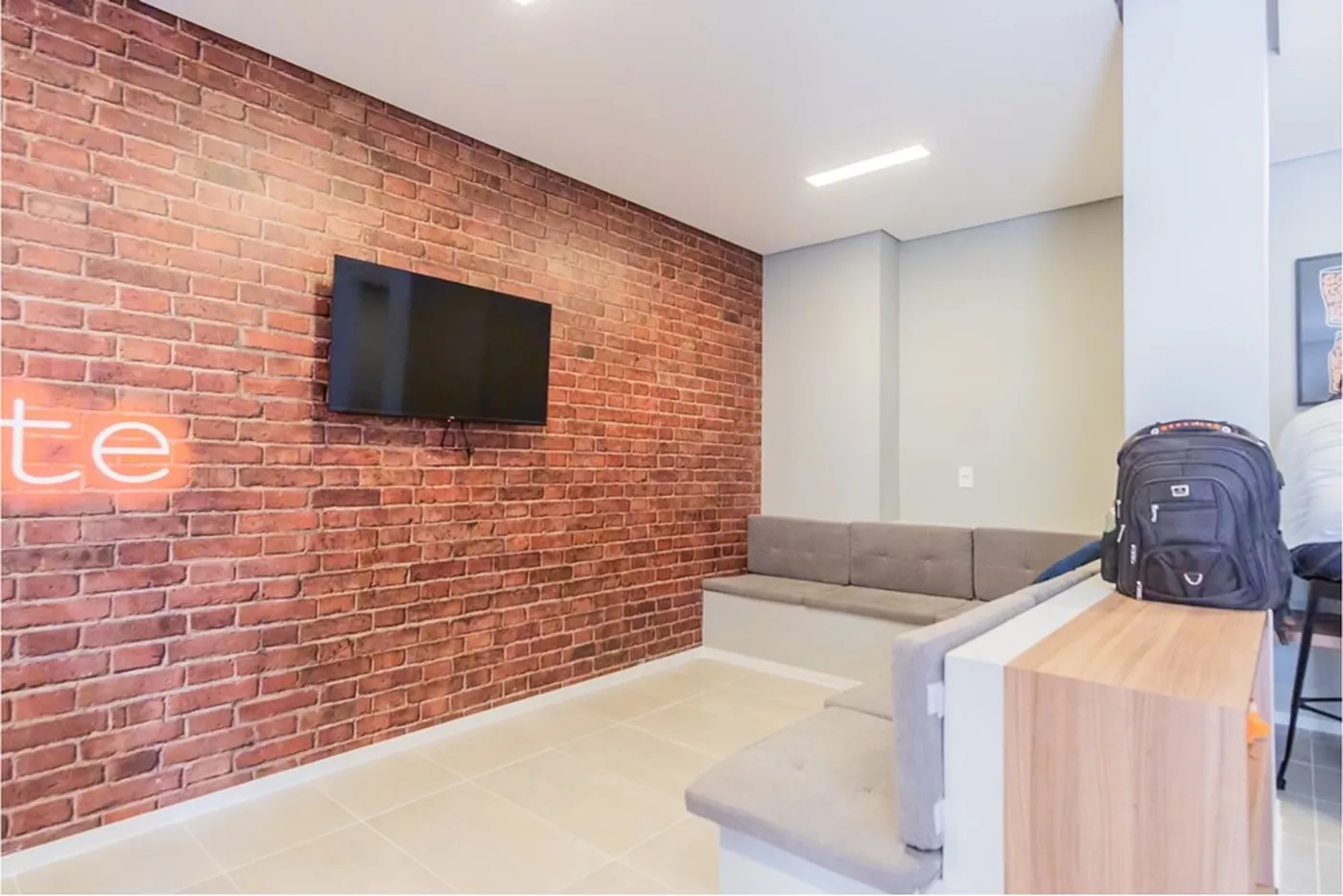 BSB 668 Apto 601081122-1 - REMAX Lepex Exclusividades — foto 5