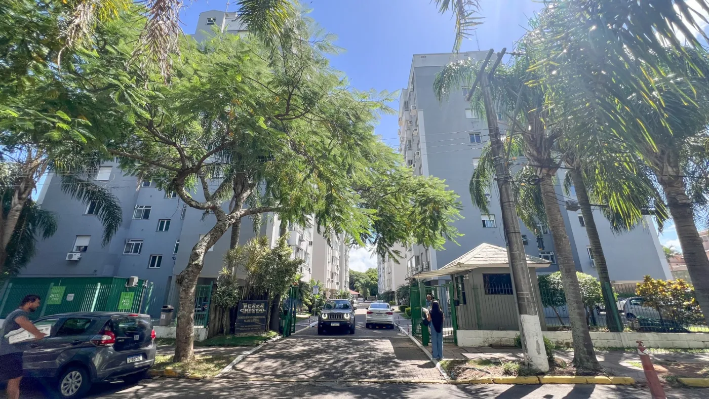 Edifício Plaza Cristal Apto 706B - RCorrea Dações — foto 4