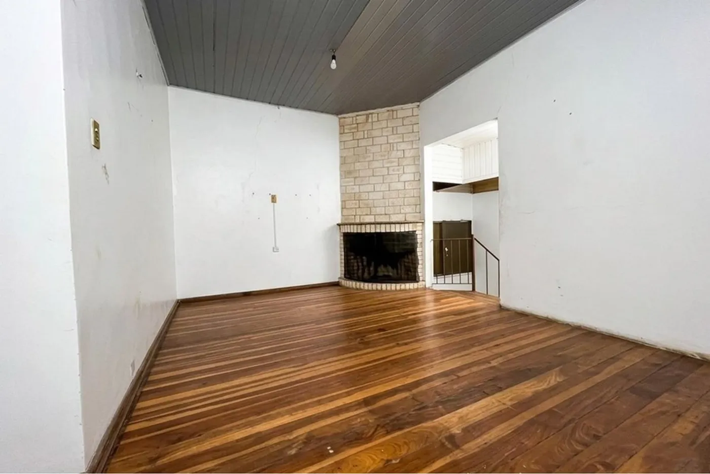 SJC 826 Casa 610241044-6 - REMAX 520 Exclusividades