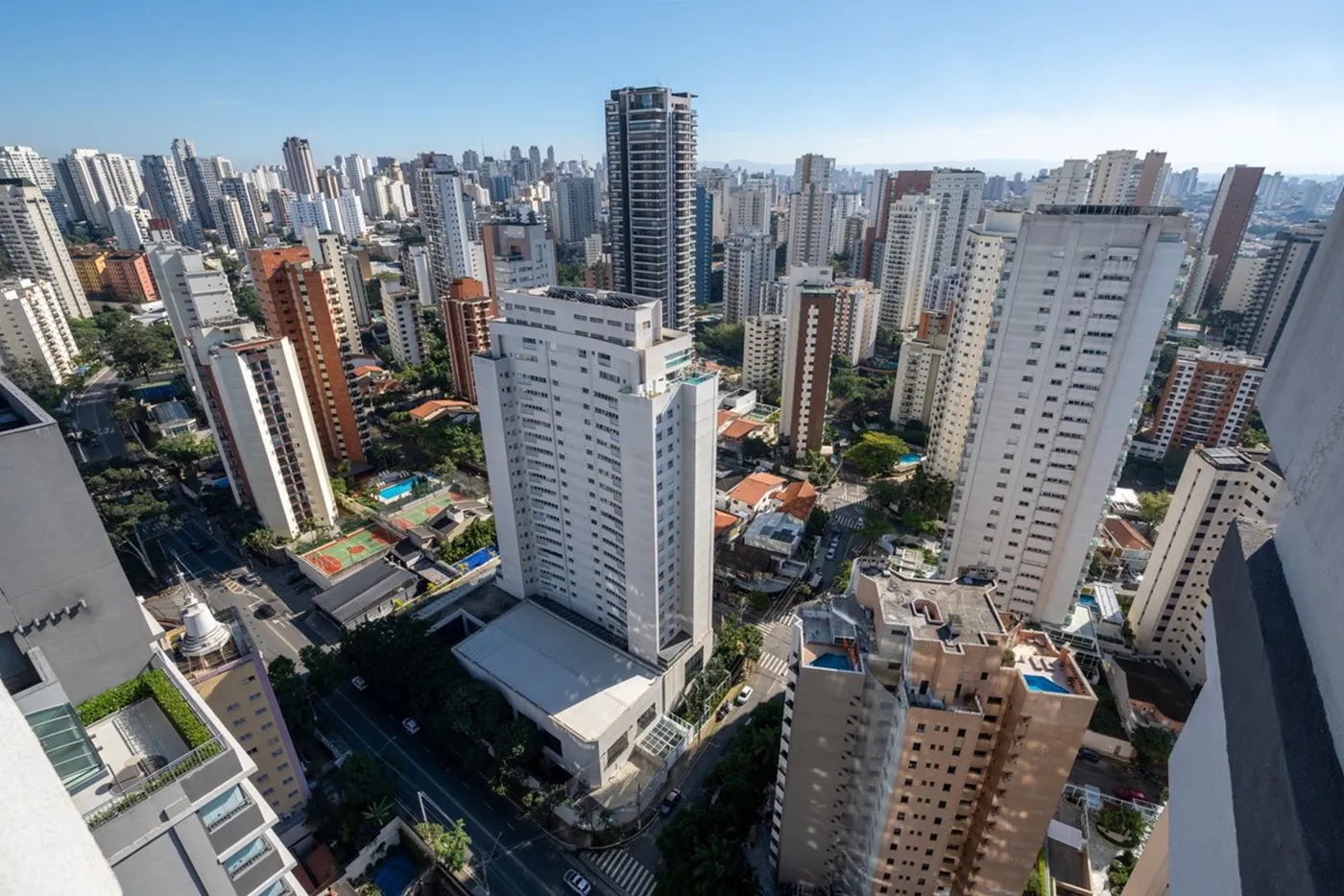 CKCA 226 Apto 601971018-1306 - REMAX Empire Exclusividades
