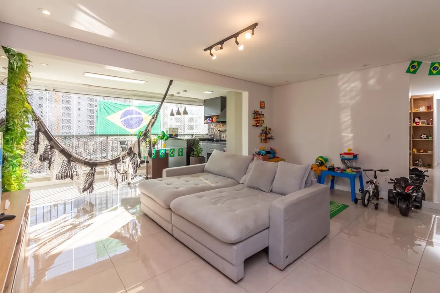 VAFJDS 287 Apto 602071001-351 - REMAX Lepex Exclusividades