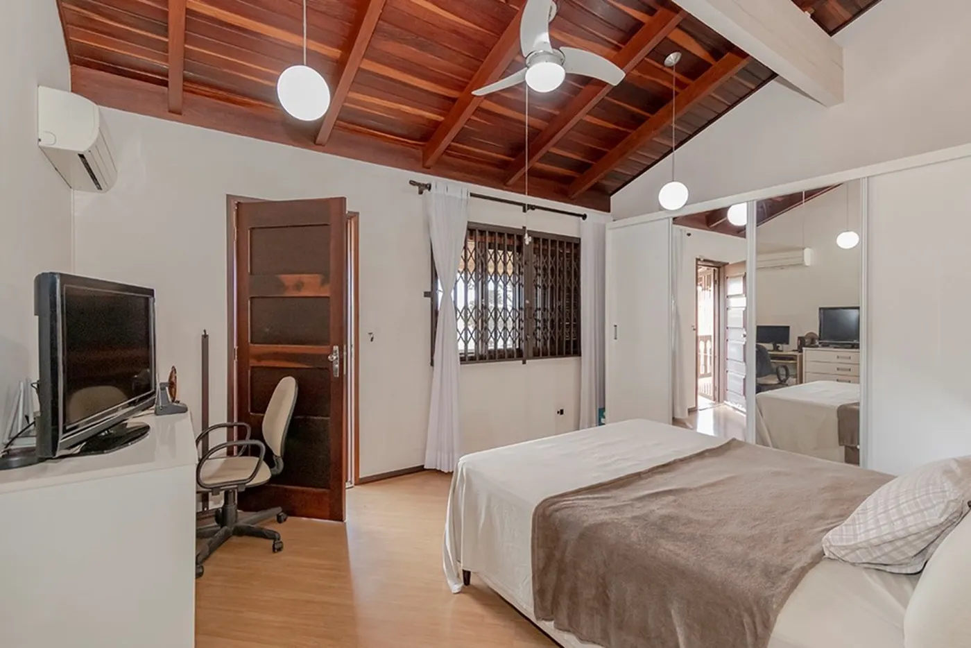 JISAÂC 130 Casa 612521043-33 - REMAX Place Exclusividades — foto 5