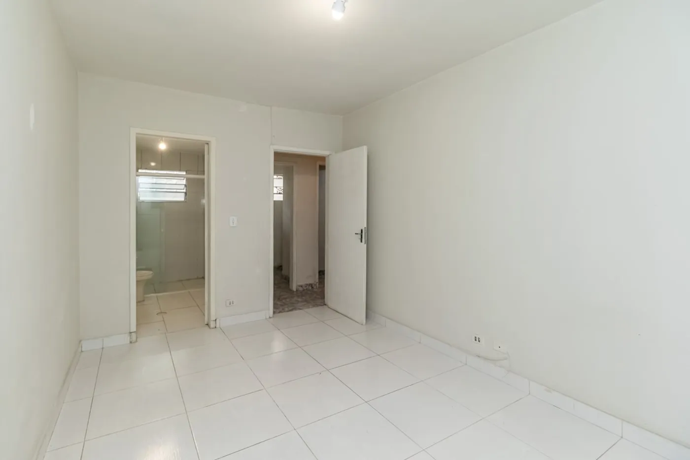SI 285 Apto 602031008-98 - REMAX Classique Exclusividades — foto 5