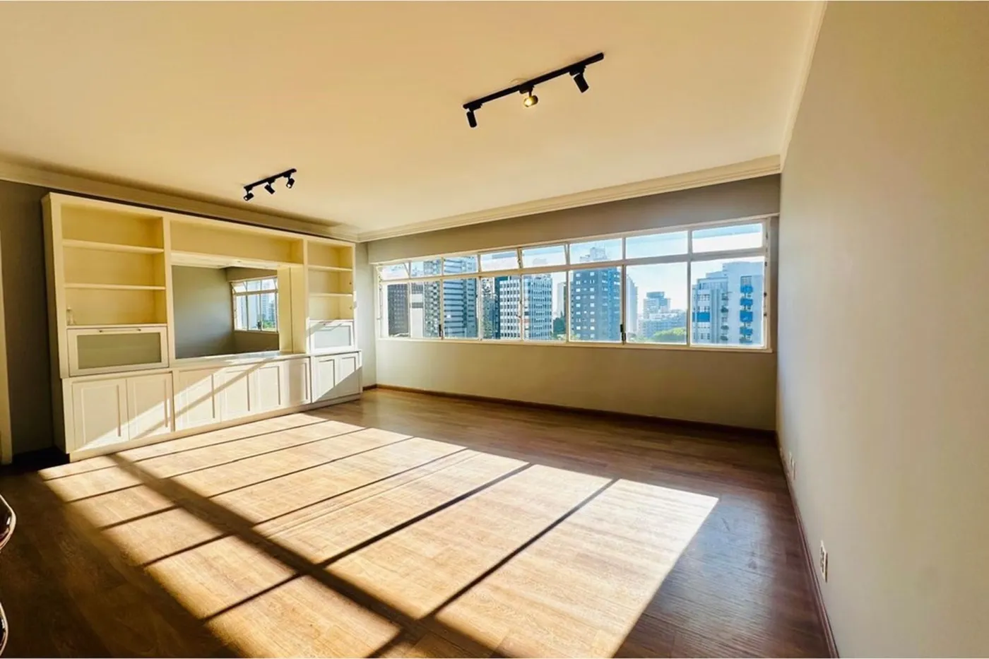 VMDDM 300 Apto 601971105-8 - REMAX Empire Exclusividades