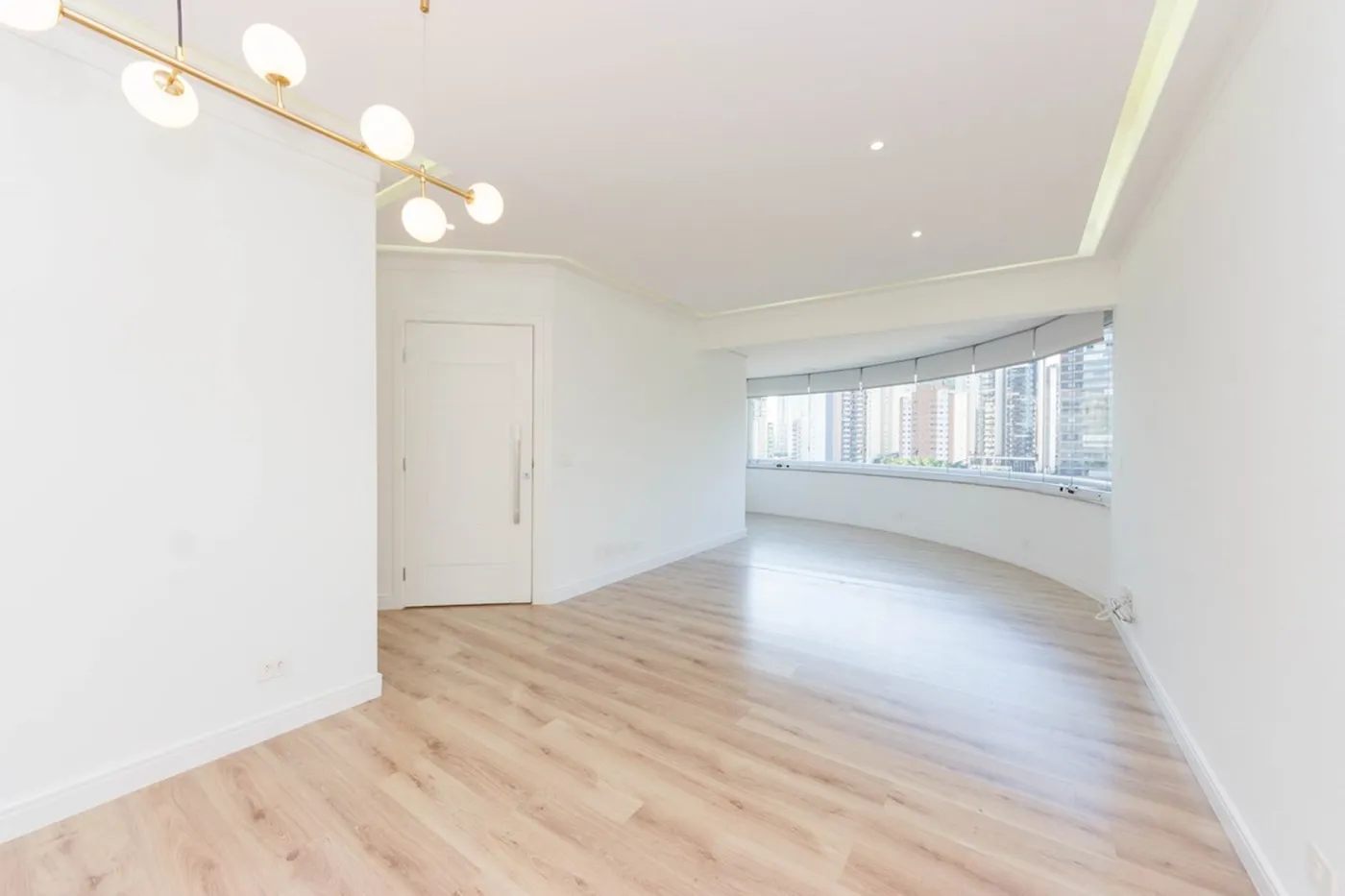 BBDT 786 Apto 601971125-2 - REMAX Empire Exclusividades