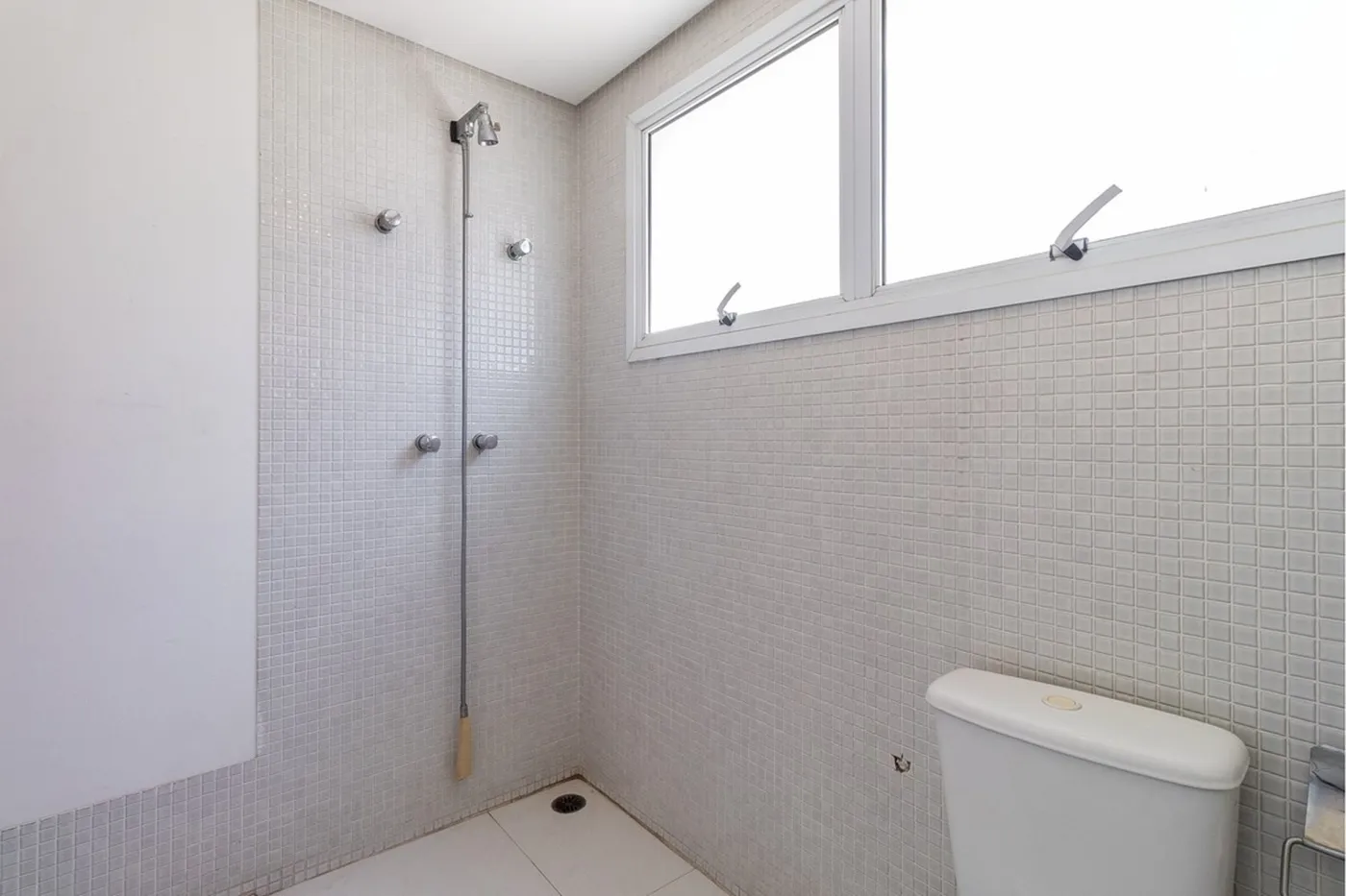 SCDVF 477 Apto 601081064-56 - REMAX Lepex Exclusividades — foto 4