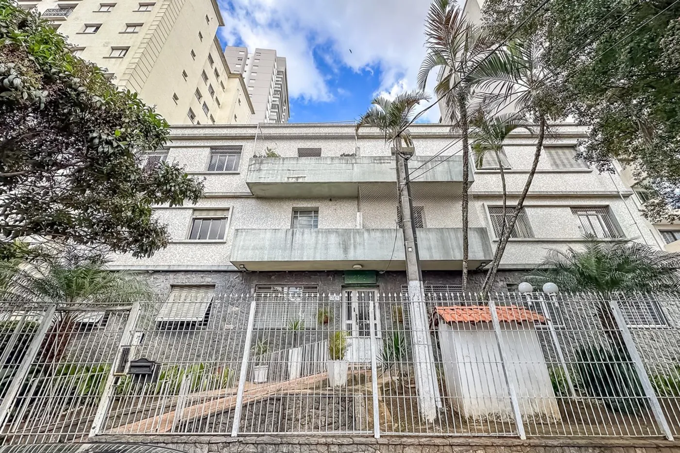 SI 285 Apto 602031008-98 - REMAX Classique Exclusividades