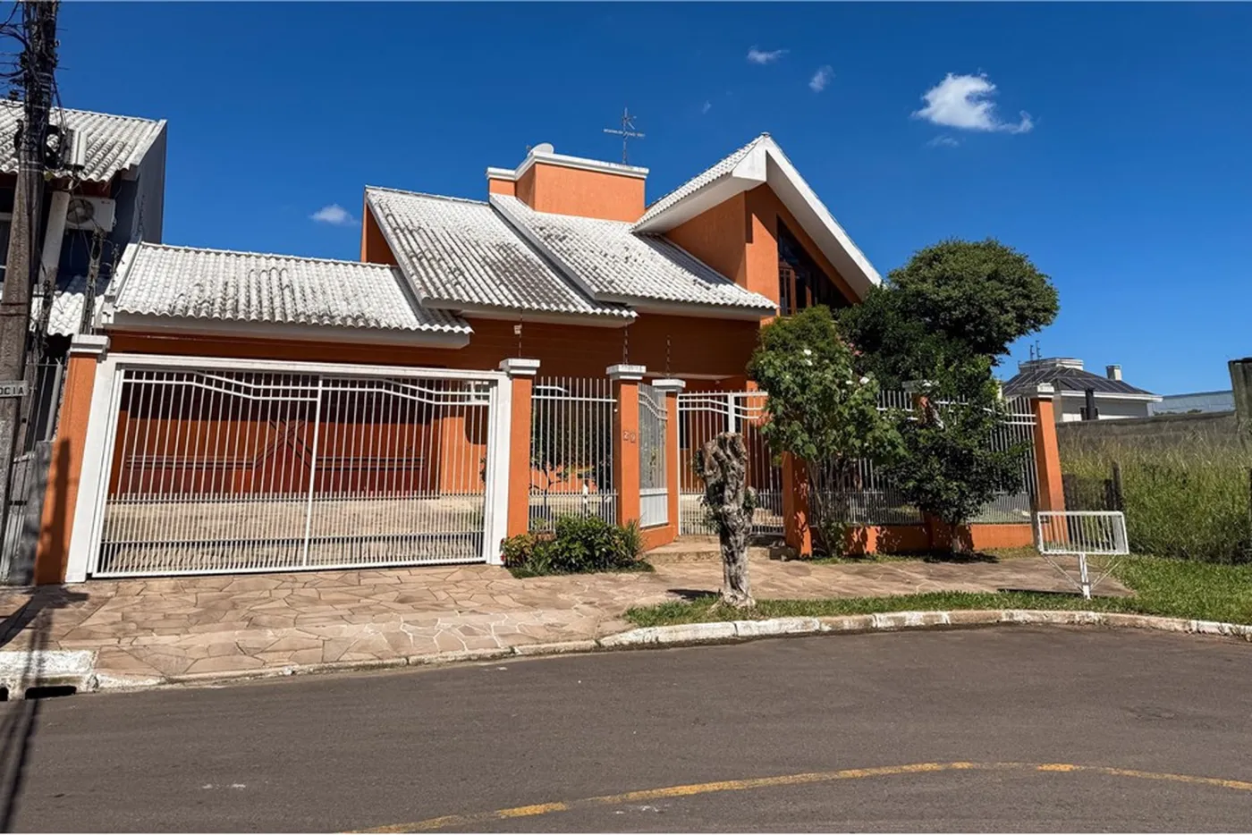 MRE 29 Casa 610241012-235 - REMAX 520 Exclusividades — foto 2