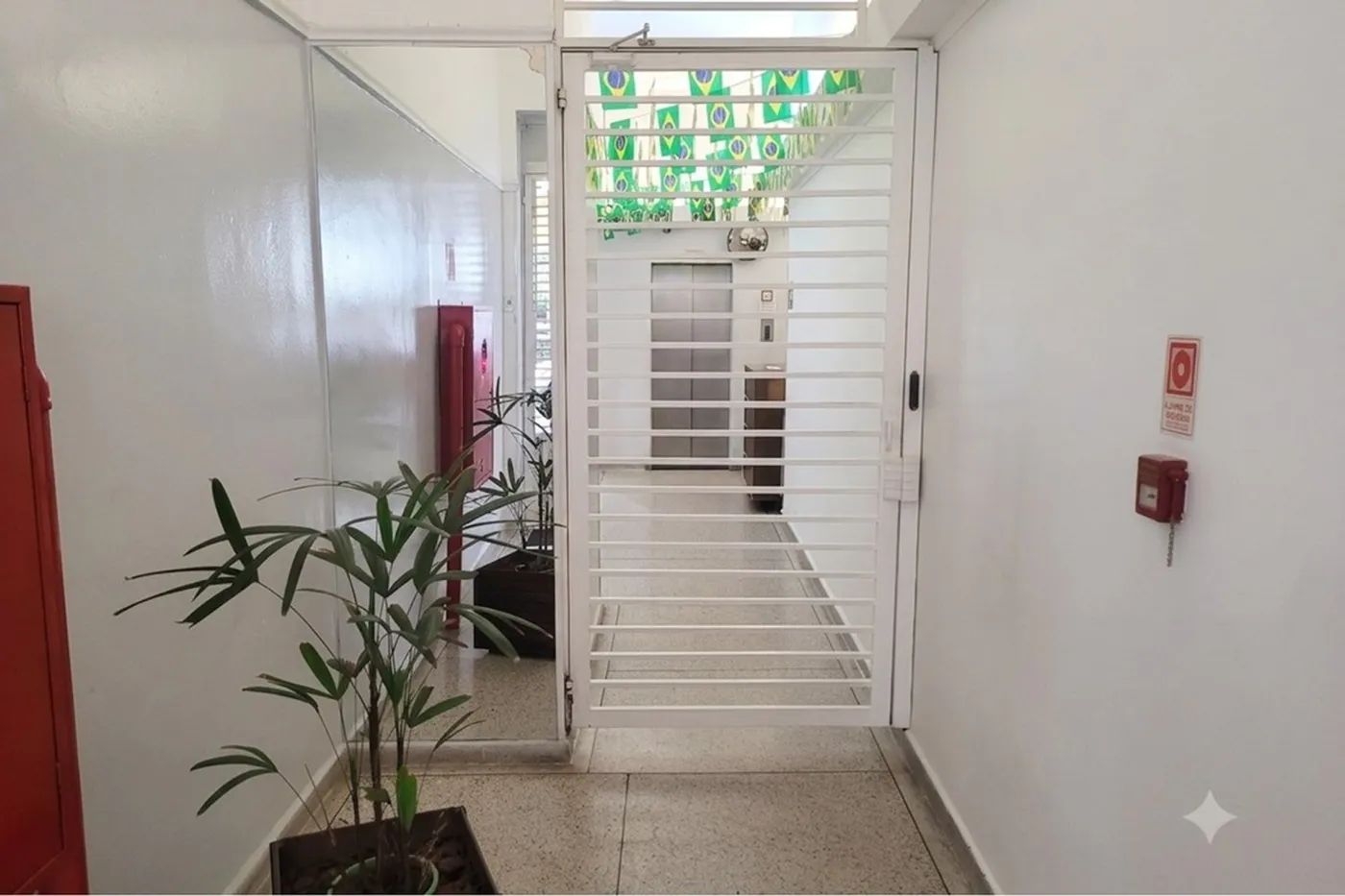 RI 345 Apto 601081084-25 - REMAX Lepex Exclusividades — foto 4