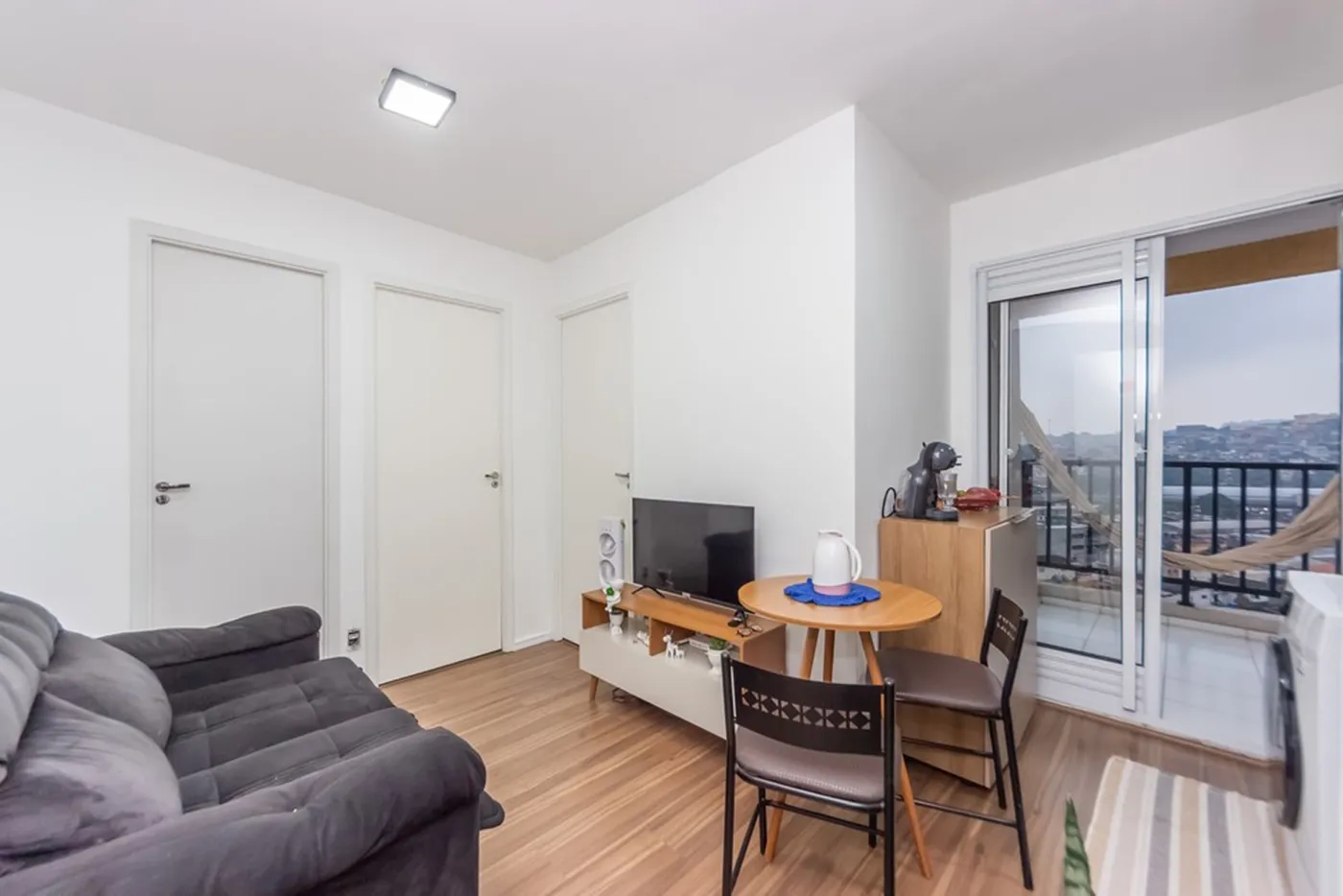 VNDBFVDC 90 Apto 602071002-6 - REMAX Lepex Exclusividades