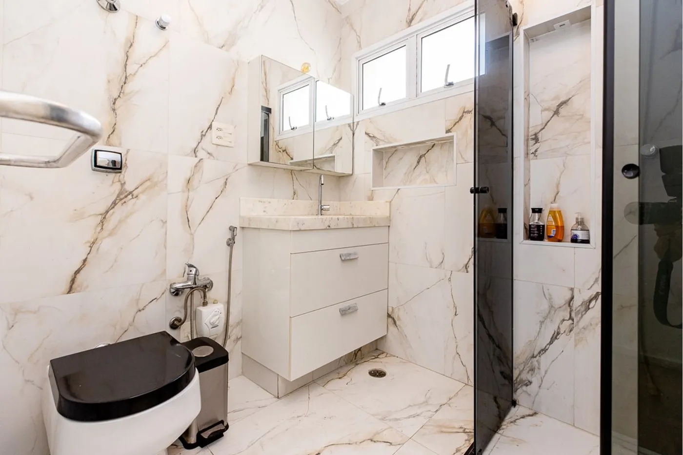 ARC 272 Apto 601241038-113 - REMAX Ville Exclusividades — foto 2