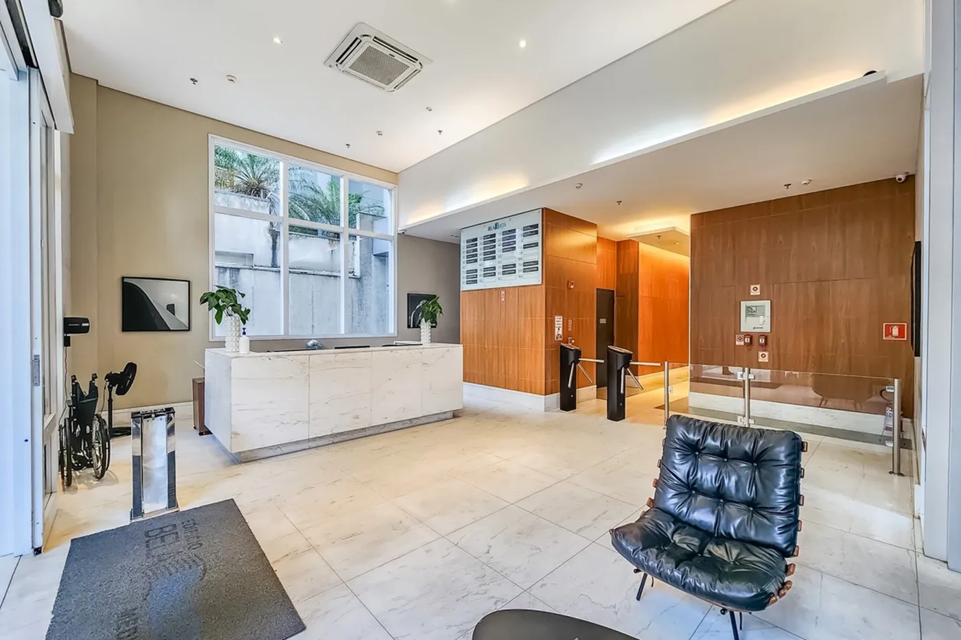BVBR 176 Sala 601131093-10 - REMAX Ares Exclusividades — foto 4