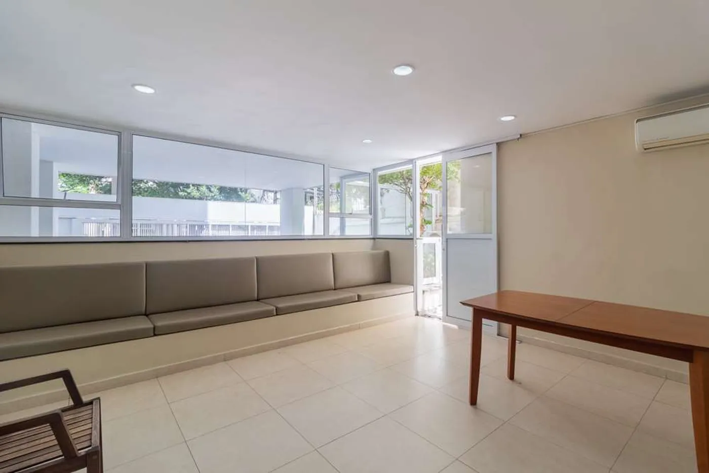 JC 310 Apto 601241040-27 - REMAX Ville Exclusividades