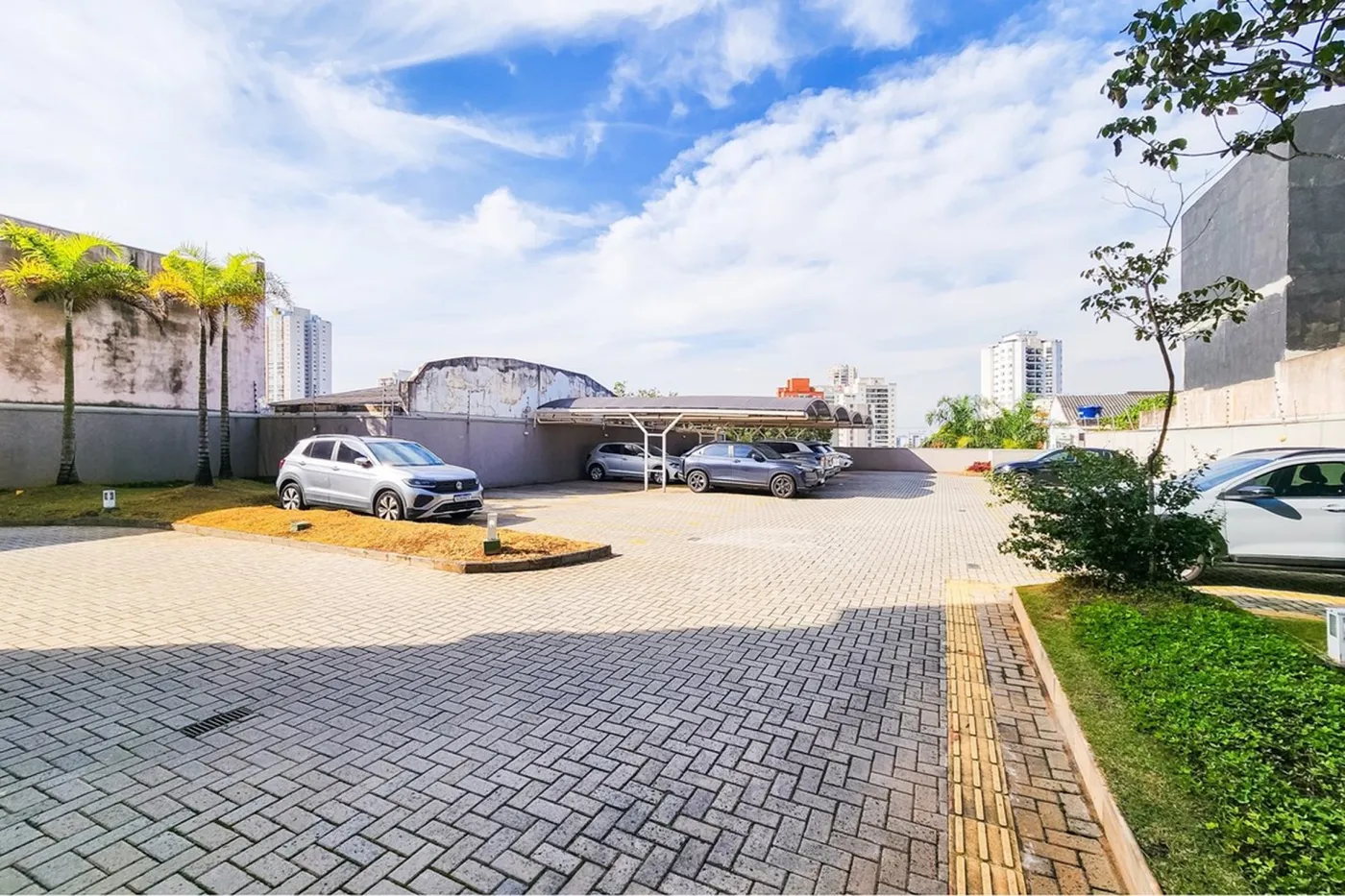 IN 1765 Apto 602031015-48 - REMAX Classique Exclusividades — foto 4