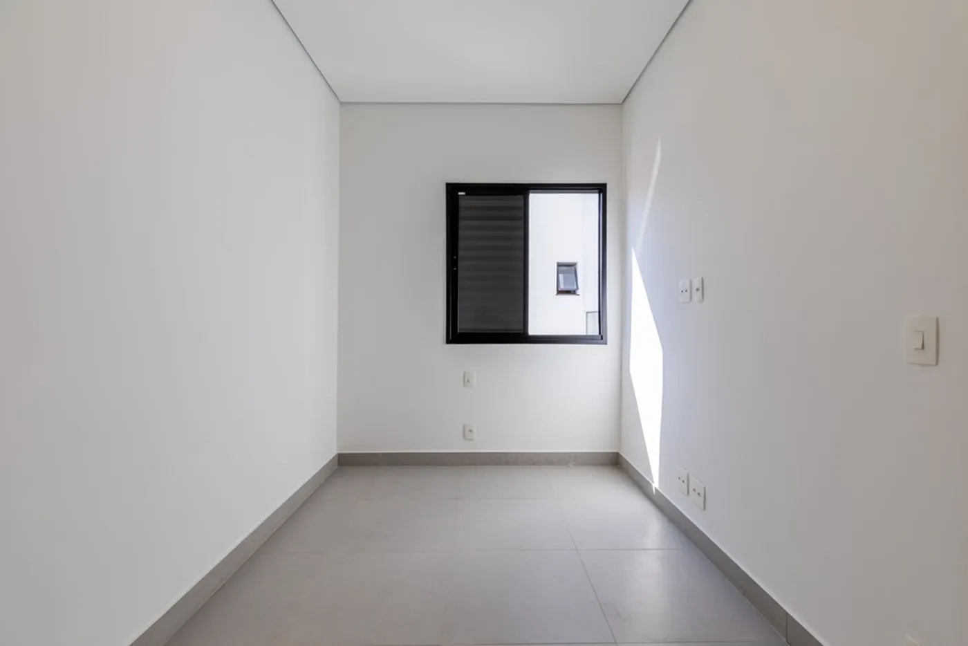 VGCOPDV 35 Apto 602221035-6 - REMAX Galeria Exclusividades — foto 2