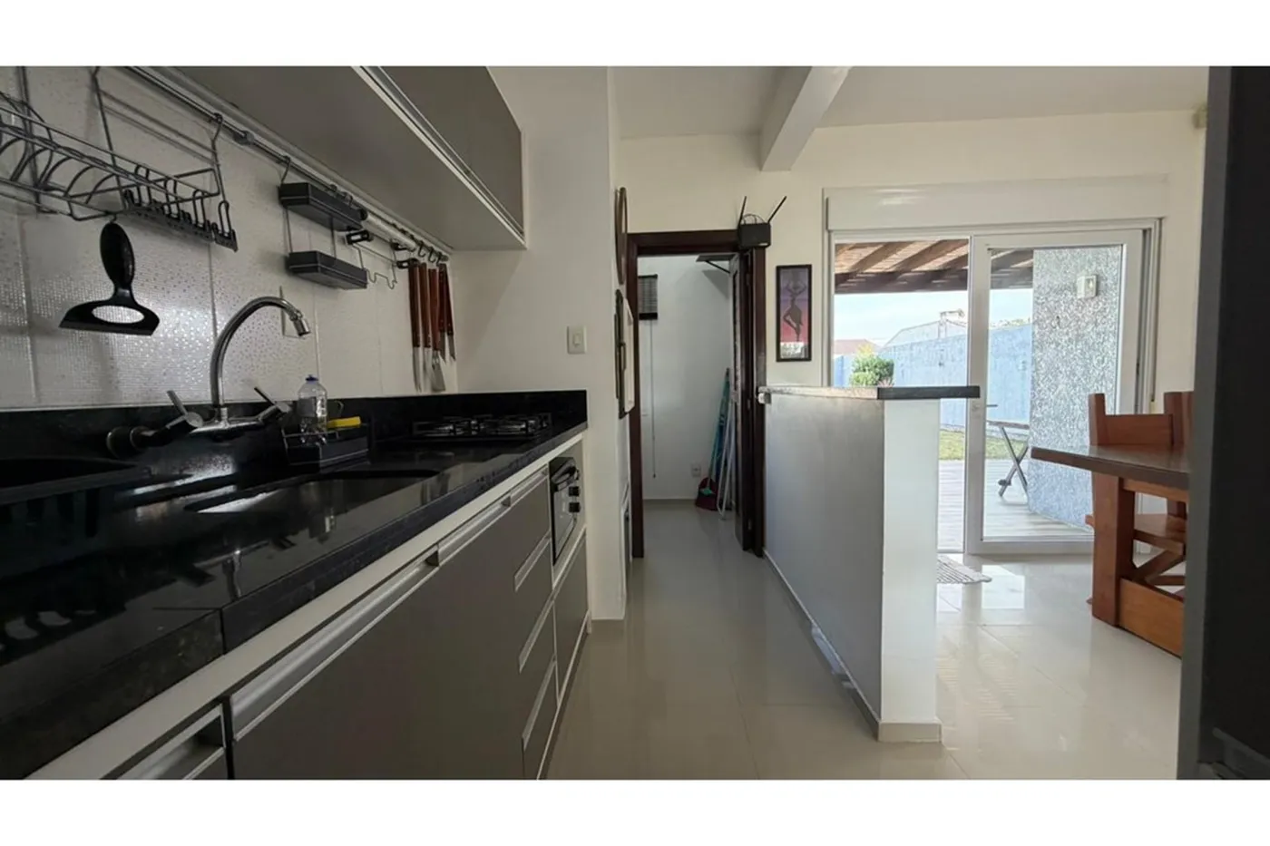 AL 200 Casa 610491005-127 - Remax Wish Exclusividades — foto 2