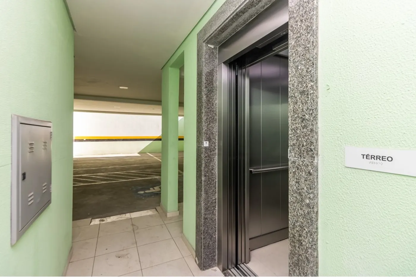RRVEUDA 272 Apto 630821022-33 - REMAX Exclusive Exclusividades — foto 4
