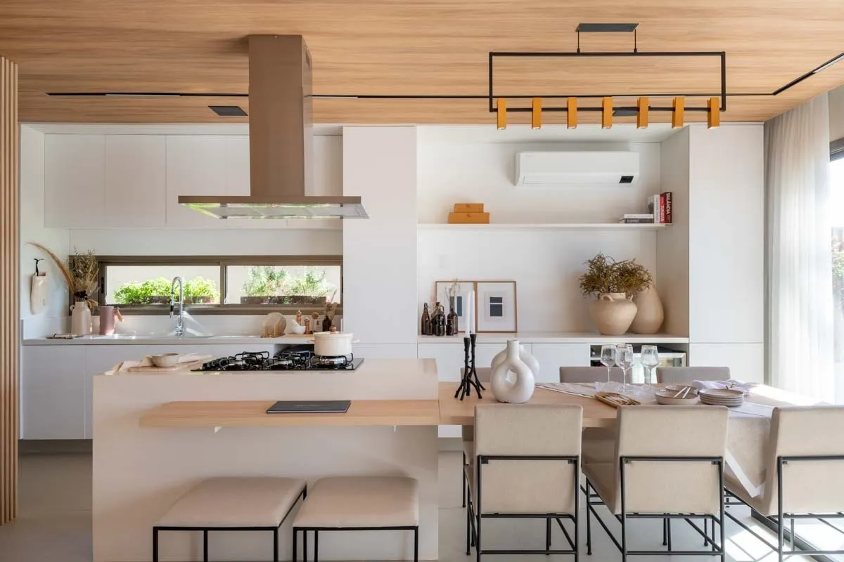 Ares Home - AZO Inc