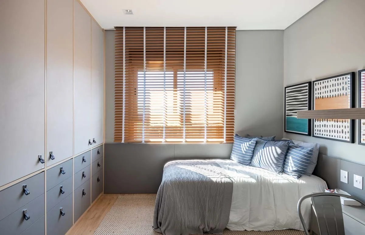 Ares Home - AZO Inc