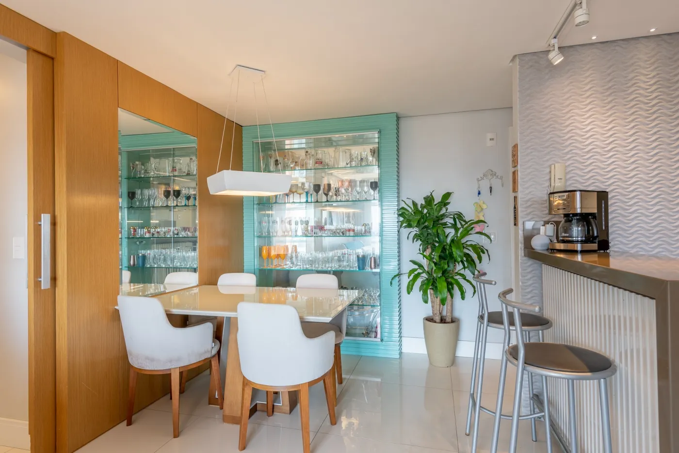 Neo 360 Living Design Apto 15932 - Confiare Cia Imobiliaria Exclusividades