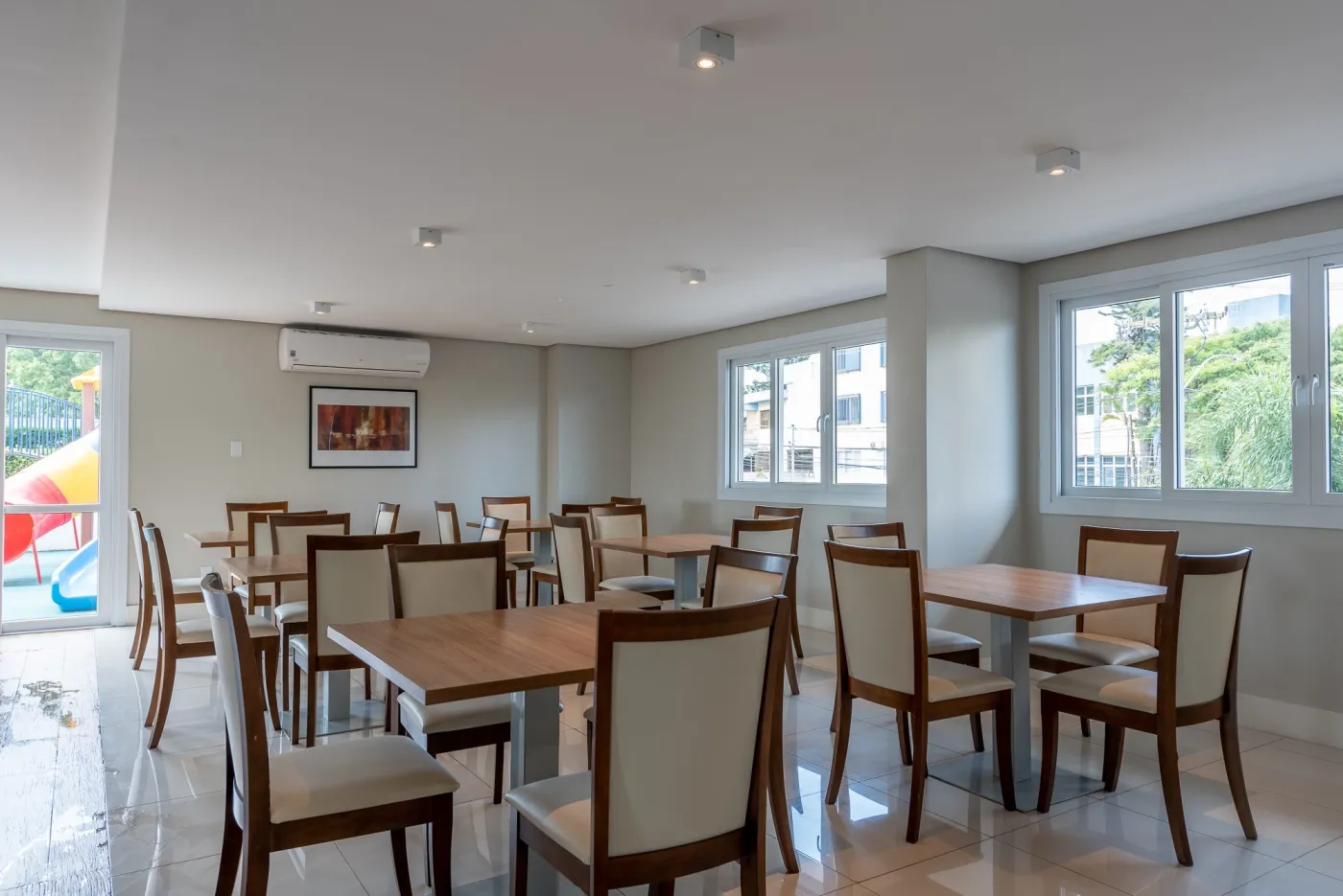 Neo 360 Living Design Apto 15932 - Confiare Cia Imobiliaria Exclusividades