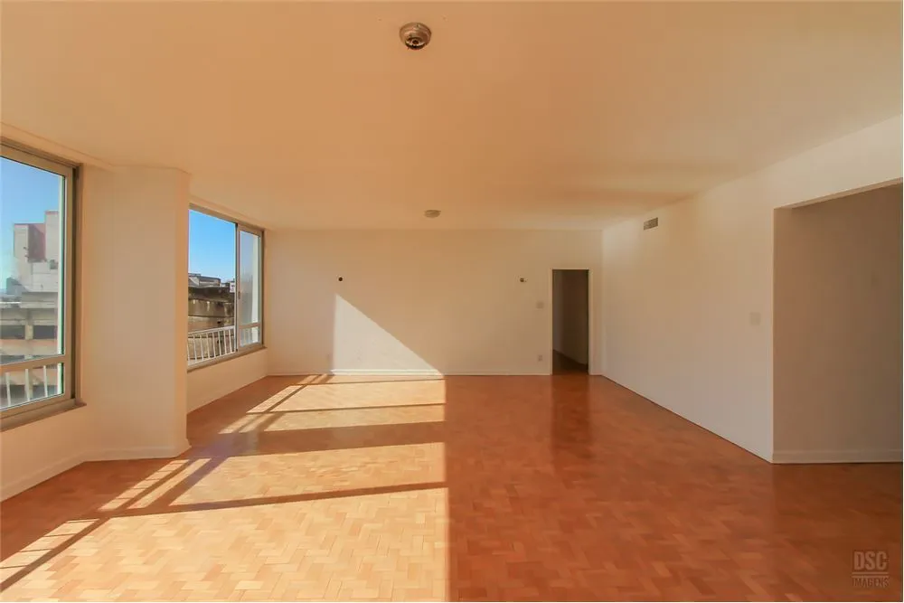 CHDF 126 Apto 610371006-4 - REMAX Rocket Exclusividades