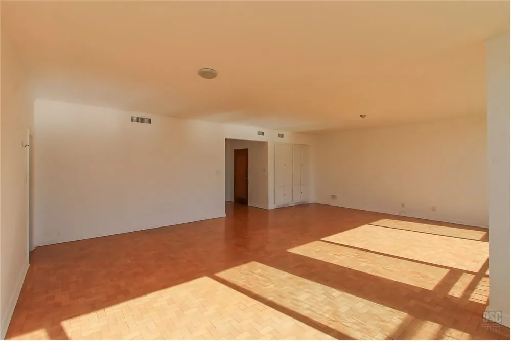 CHDF 126 Apto 610371006-4 - REMAX Rocket Exclusividades