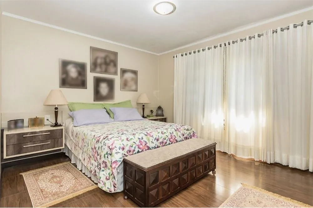 JISPAADFF 186 612521010-7 - REMAX Place Exclusividades
