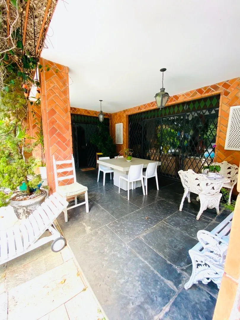 JGPLO 242 CA0460 - Oui Imóveis Exclusividades