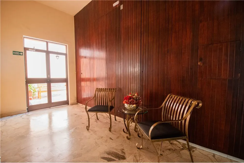 VOSA 2182 Apto 601241014-31 - REMAX Ville Exclusividades