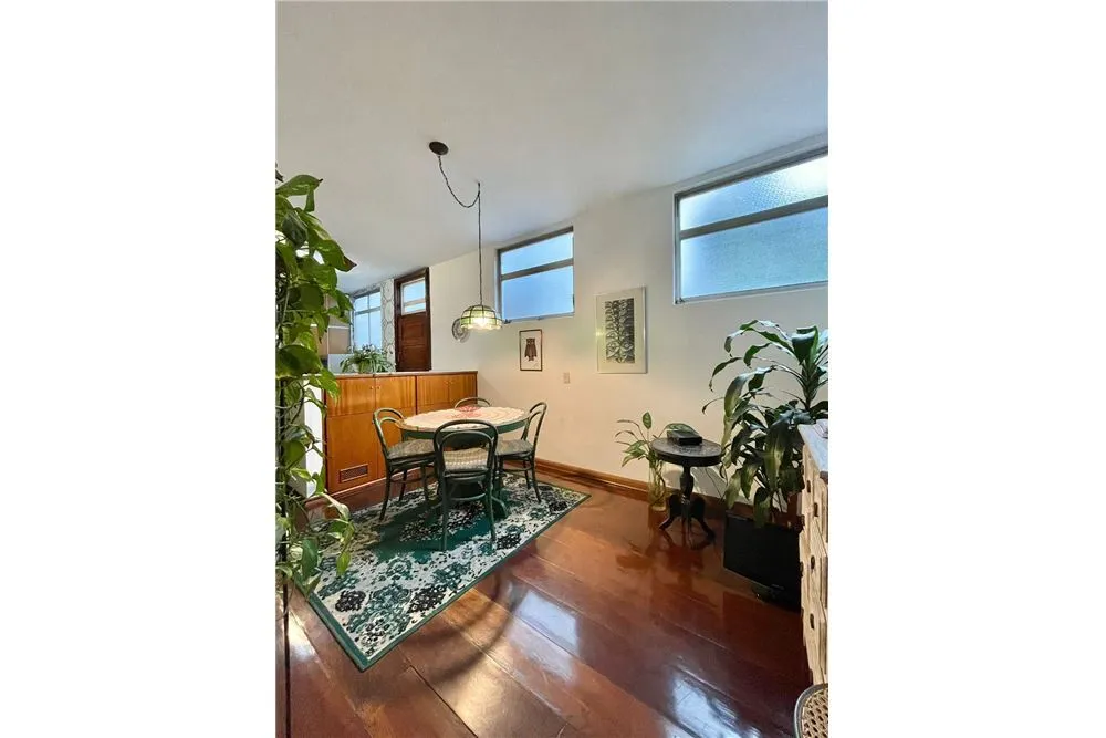POMP 26 Casa 602031006-16 - REMAX Classique Exclusividades