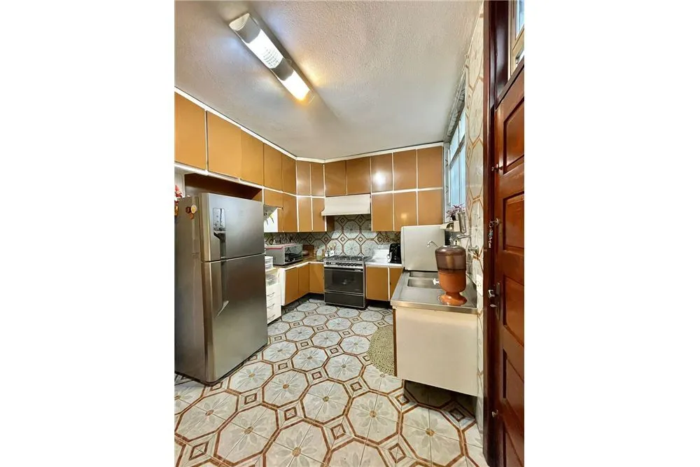 POMP 26 Casa 602031006-16 - REMAX Classique Exclusividades