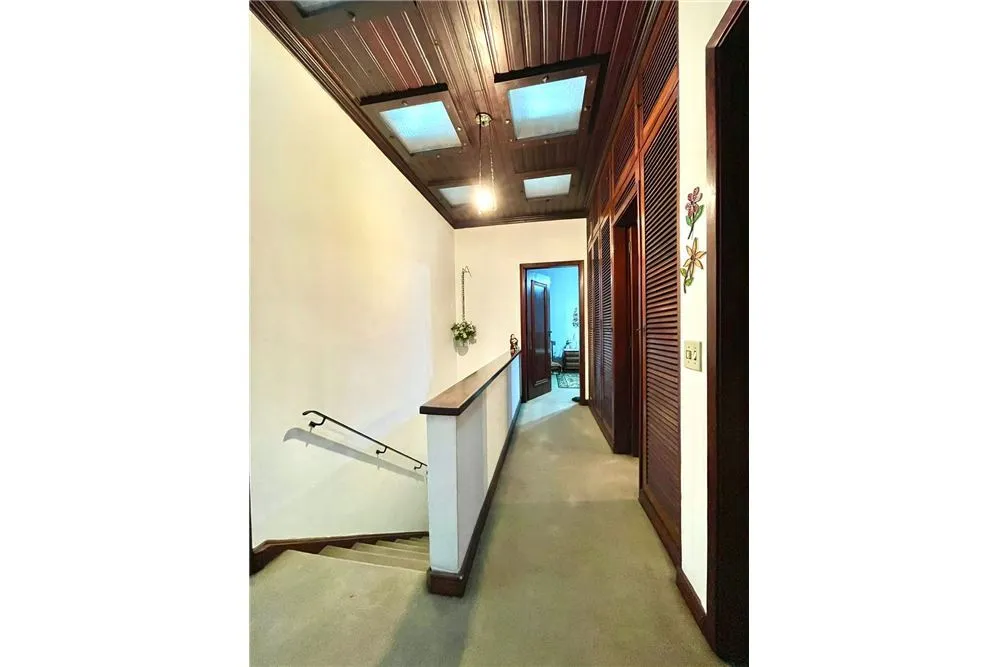 POMP 26 Casa 602031006-16 - REMAX Classique Exclusividades