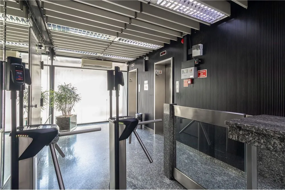 JPSG 555 Sala 601371031-2 - REMAX Boutique Exclusividades