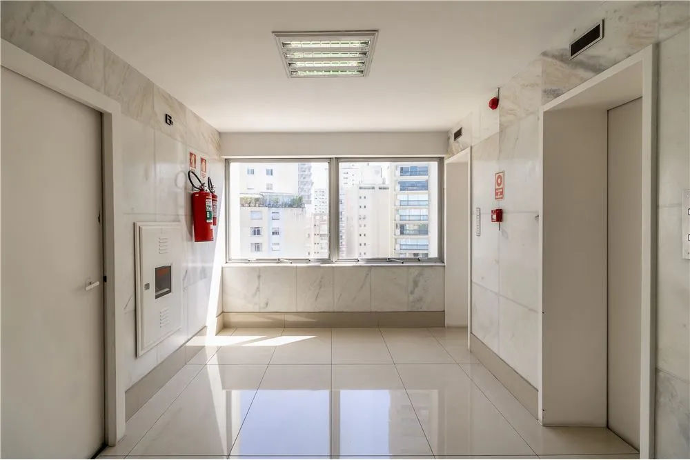 JPSG 555 Sala 601371031-2 - REMAX Boutique Exclusividades